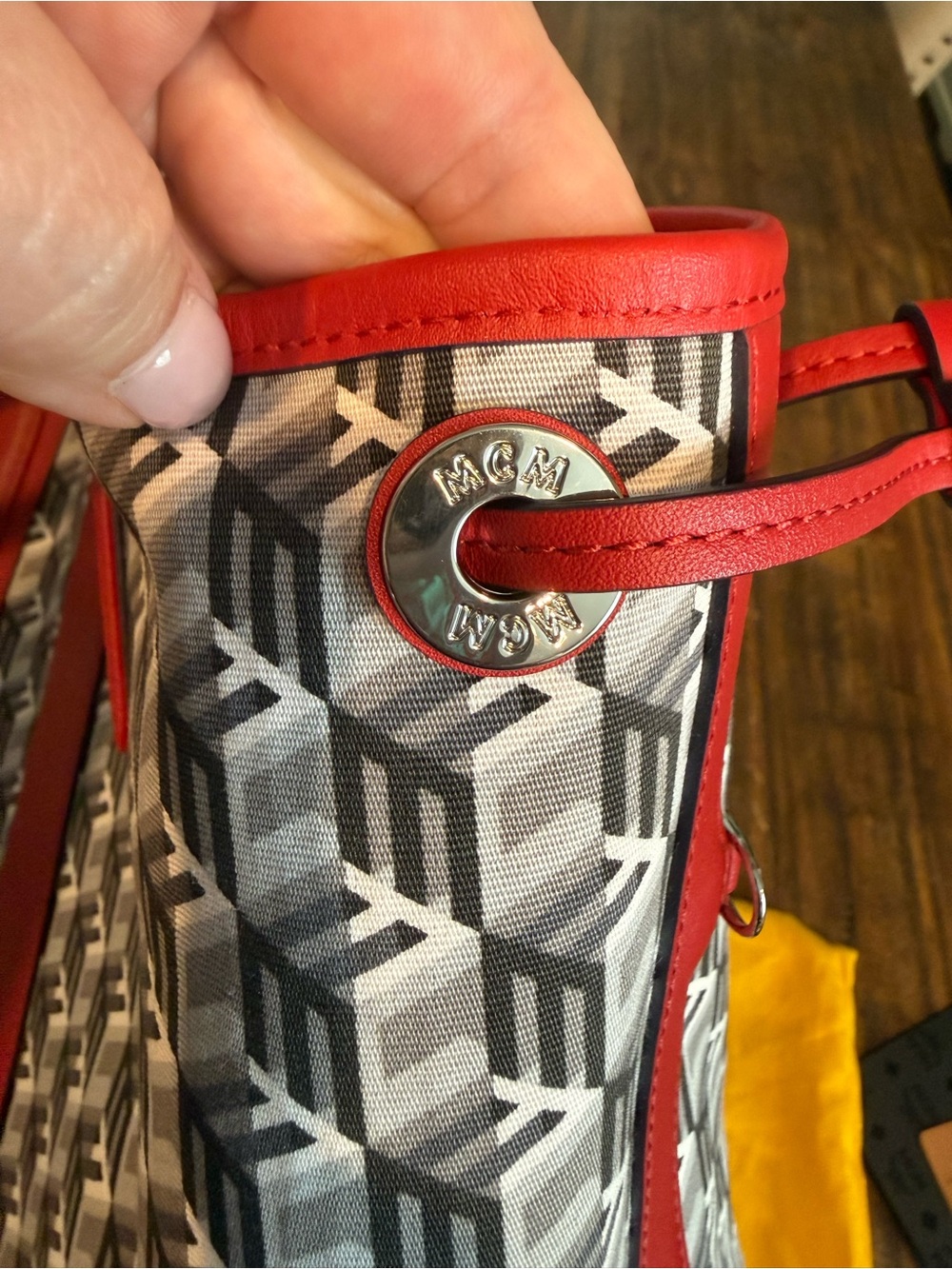 MCM Red Visetos Logo Tote with Navy Motif - Picture 7 of 8